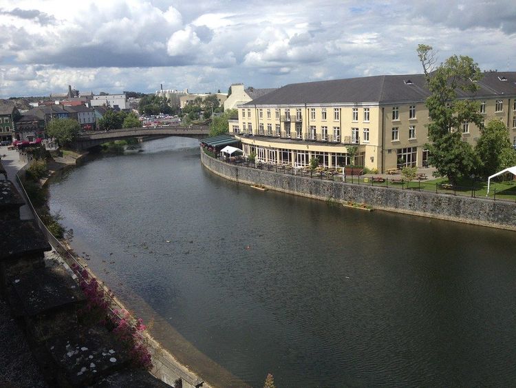 Kilkenny River Court Hotel beside the River Nore in Kilkenny city